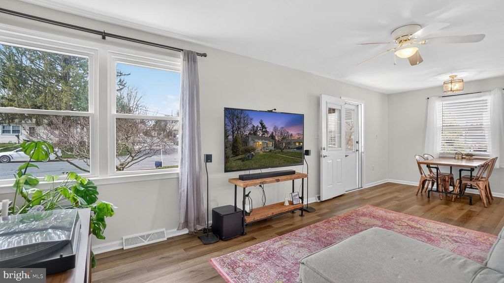 Image 9 of property listing at 611 BEVERLY RD, Reisterstown, MD 21136