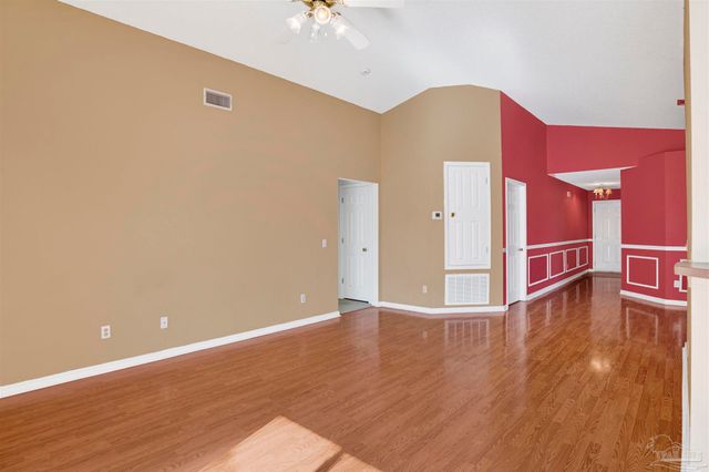 217 Staysail St, Pensacola, FL 32507