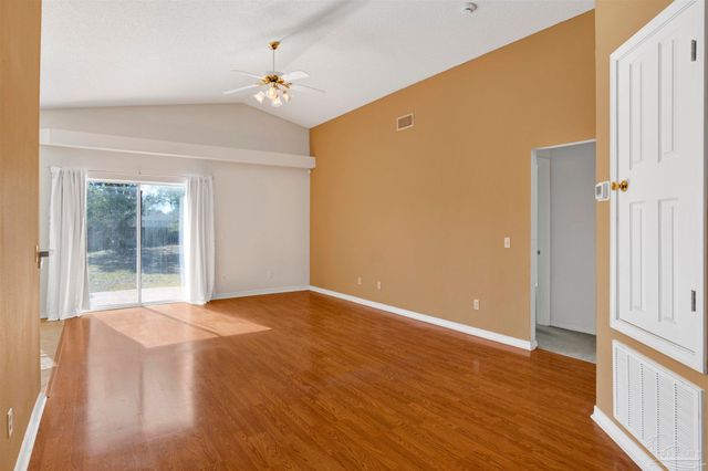 217 Staysail St, Pensacola, FL 32507