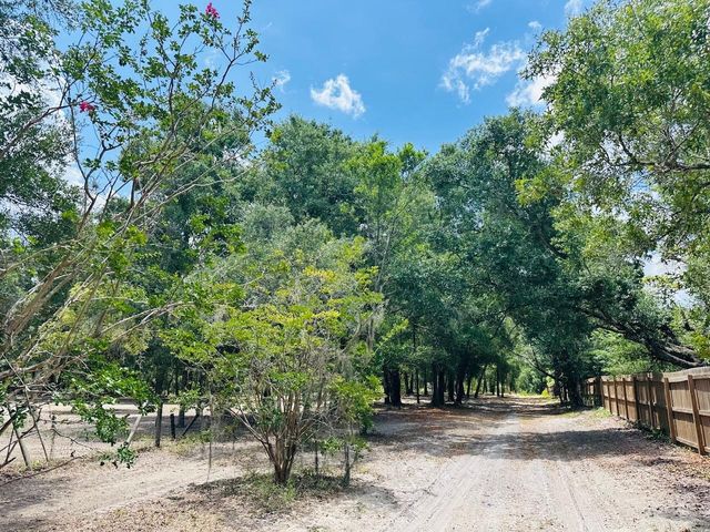 11000 KITTEN TRAIL, Hudson, FL 34669