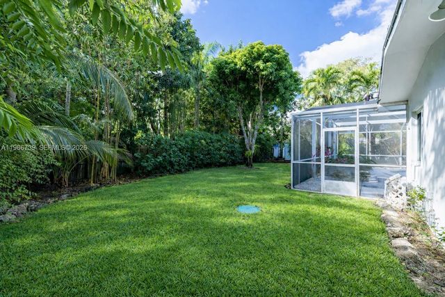 8260 SW 133 St, Pinecrest, FL 33156