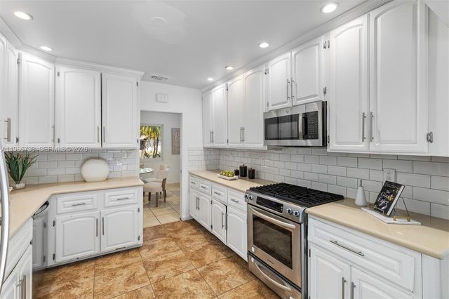 8260 SW 133 St, Pinecrest, FL 33156