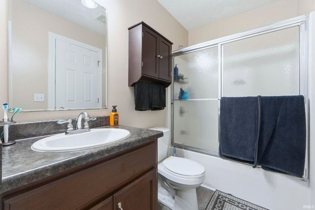 615 Walkmans Cove, Fort Wayne, IN 46814