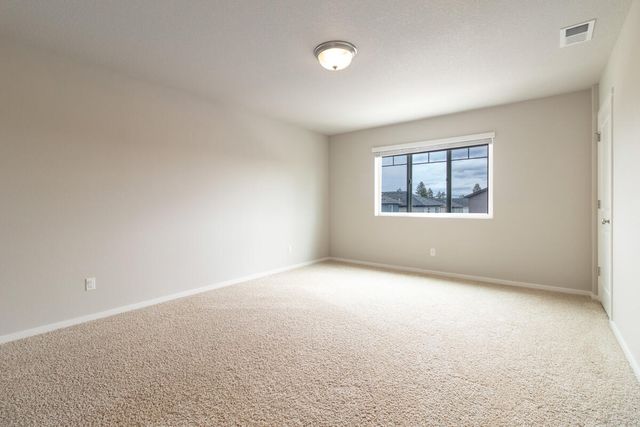 61593 SE Lorenzo Drive, Bend, OR 97702