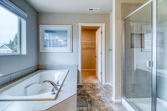 61593 SE Lorenzo Drive, Bend, OR 97702