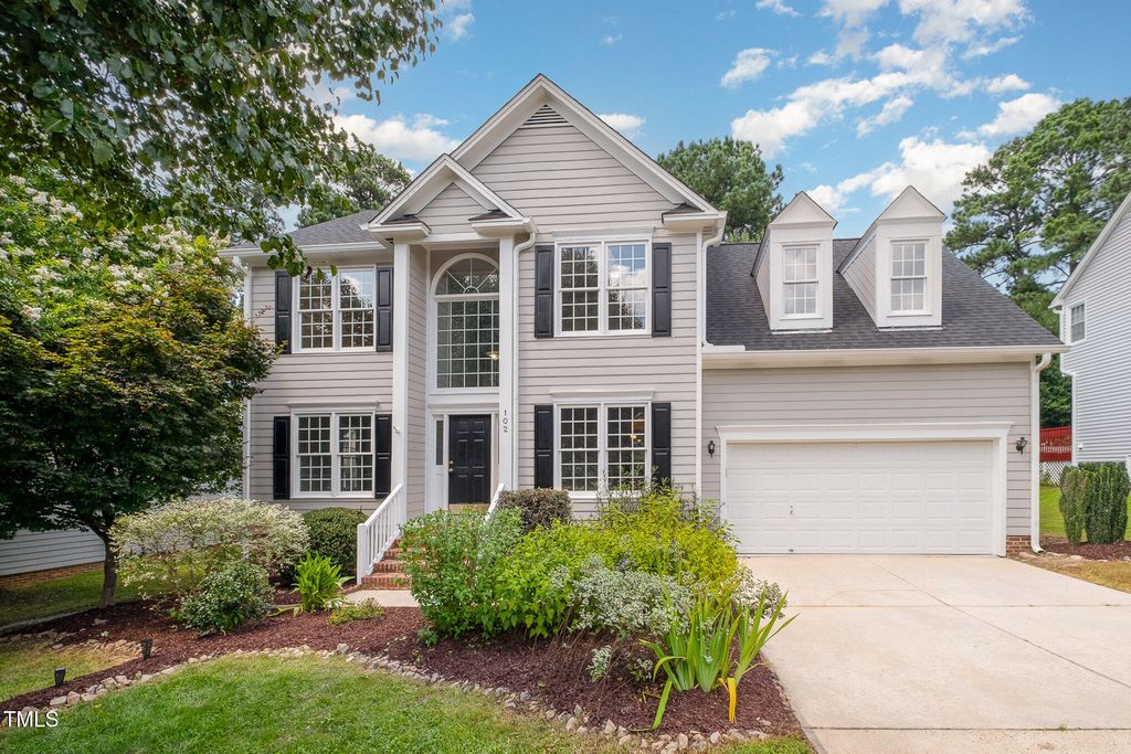 102 Brook Fryar Street, Cary, NC 27519