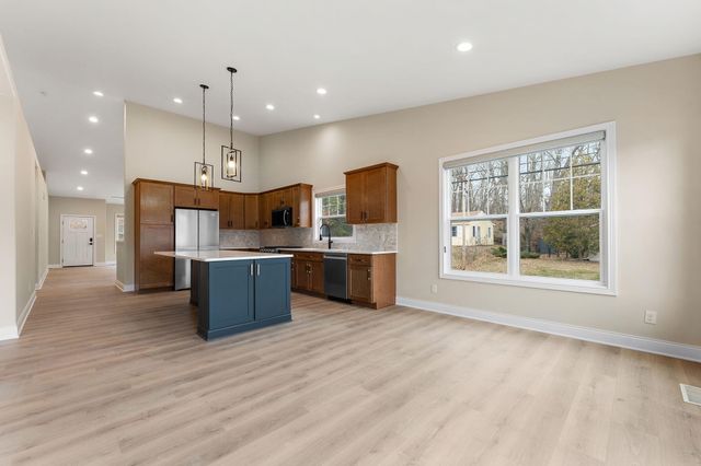 1504 Waverly Road, Porter, IN 46304