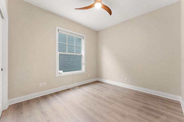 1504 Waverly Road, Porter, IN 46304