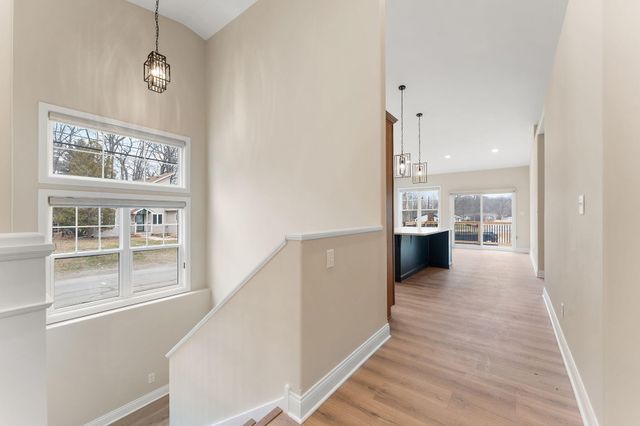 1504 Waverly Road, Porter, IN 46304