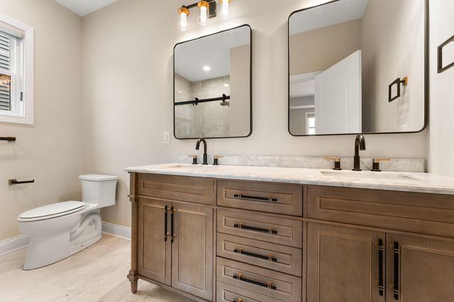 1504 Waverly Road, Porter, IN 46304