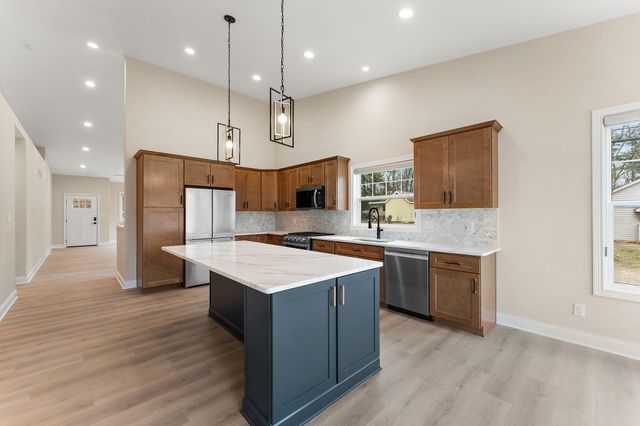 1504 Waverly Road, Porter, IN 46304