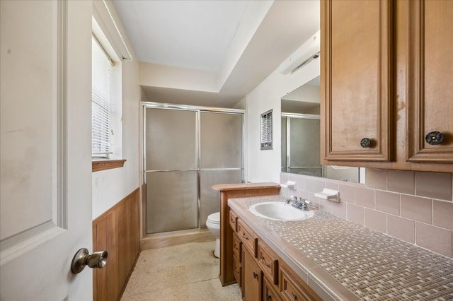 10032 Highway 105, Brenham, TX 77833