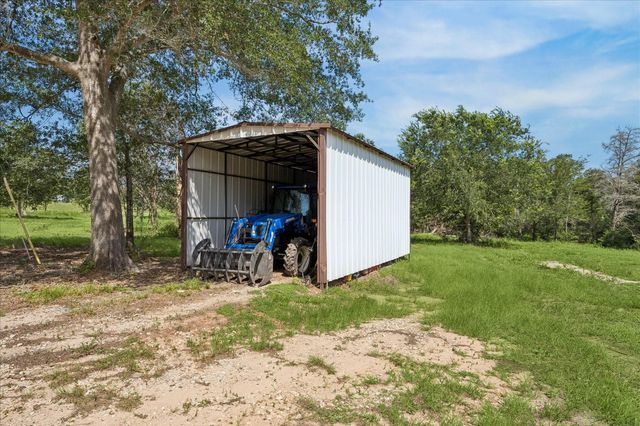 10032 Highway 105, Brenham, TX 77833