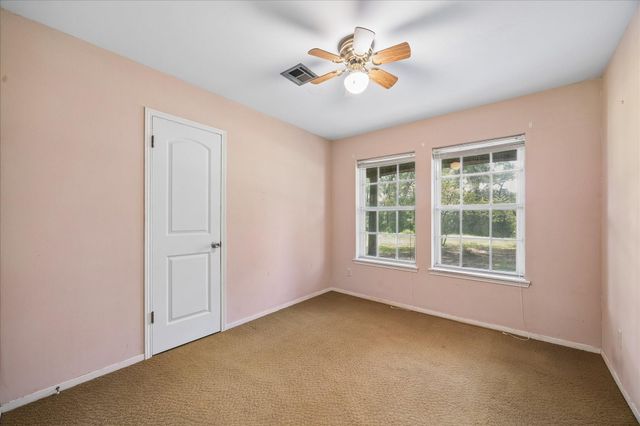 10032 Highway 105, Brenham, TX 77833