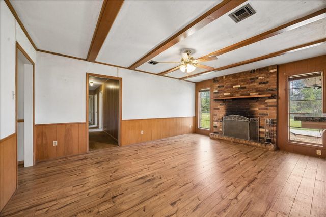 10032 Highway 105, Brenham, TX 77833