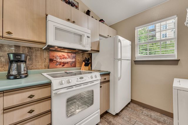 32 Golfshores Drive 20, Branson, MO 65616