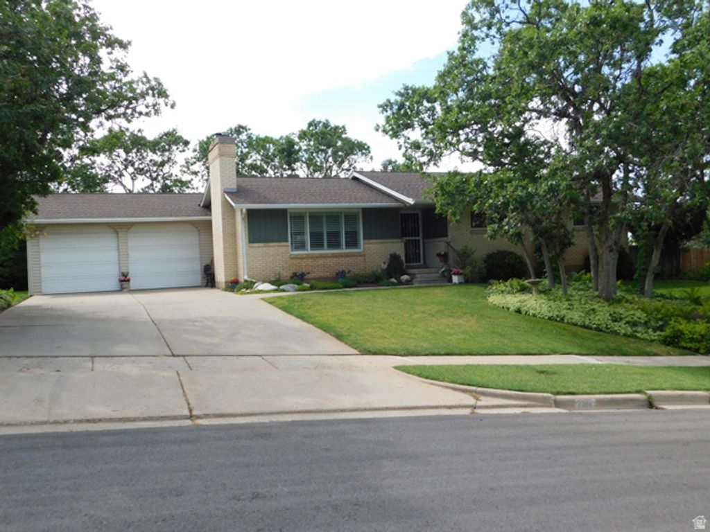 2148 S CAROLYN WAY, Bountiful, UT 84010