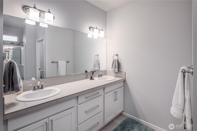915 Alphine View Drive, Mount Vernon, WA 98274