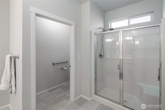 915 Alphine View Drive, Mount Vernon, WA 98274