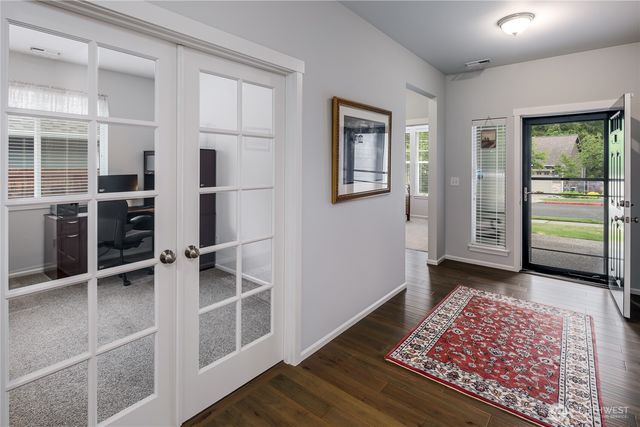 915 Alphine View Drive, Mount Vernon, WA 98274