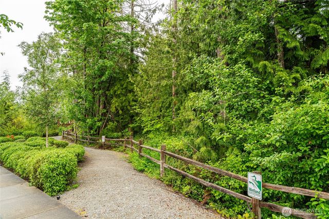 915 Alphine View Drive, Mount Vernon, WA 98274