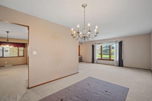 6057 Thornapple DRIVE, Greendale, WI 53129