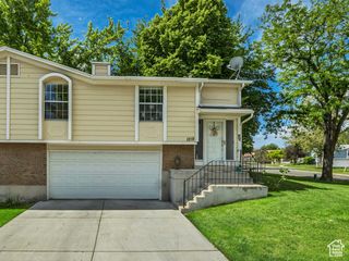1219 W MIDDLESEX RD, Taylorsville, UT 84123