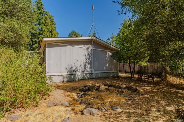 14704 Holly Ln, River Pines, CA 95675