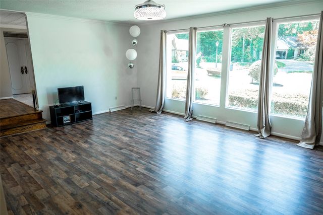 3707 GUILFORD Drive, Erie, PA 16506