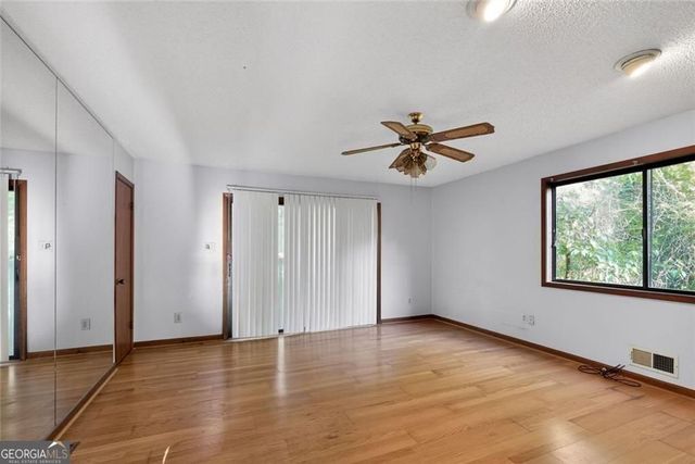 636 Cofield Drive, Hapeville, GA 30354