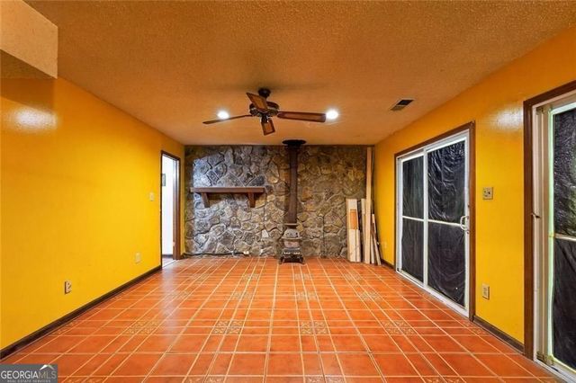 636 Cofield Drive, Hapeville, GA 30354