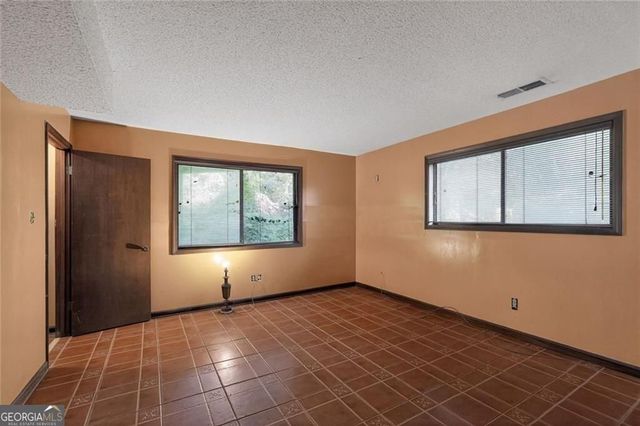 636 Cofield Drive, Hapeville, GA 30354