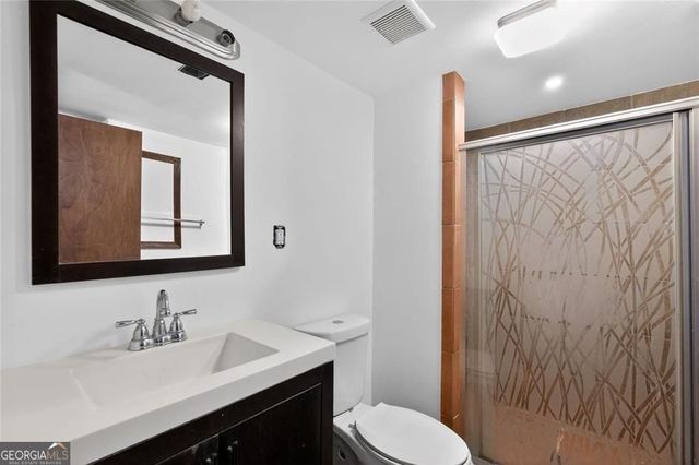 636 Cofield Drive, Hapeville, GA 30354