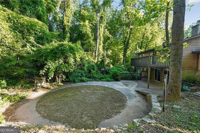 636 Cofield Drive, Hapeville, GA 30354