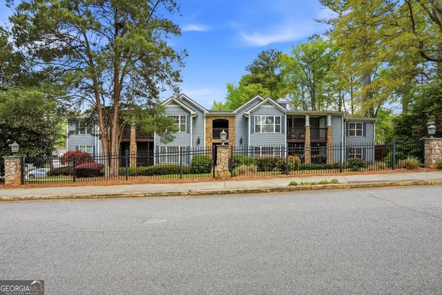 1303 Madison Lane SE, Smyrna, GA 30080