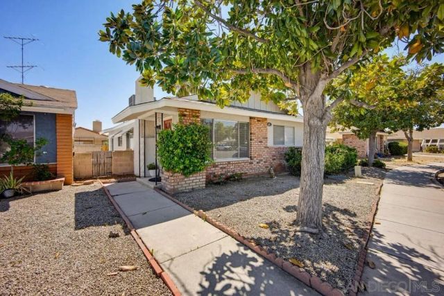 351 Gardenia Cir, Hemet, CA 92543