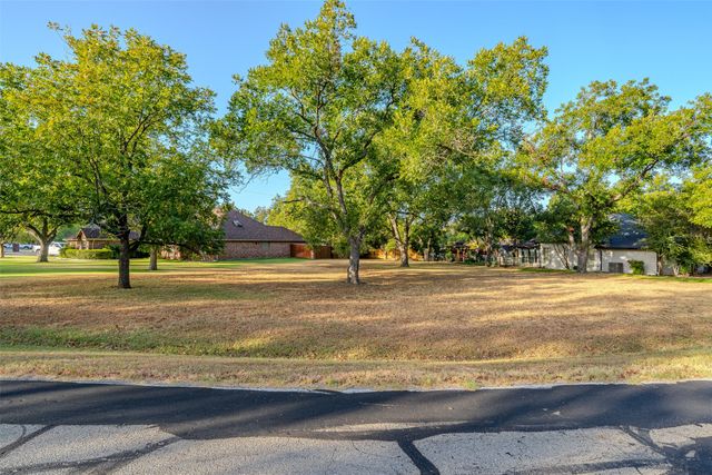 6209 Joseph Drive, Granbury, TX 76049