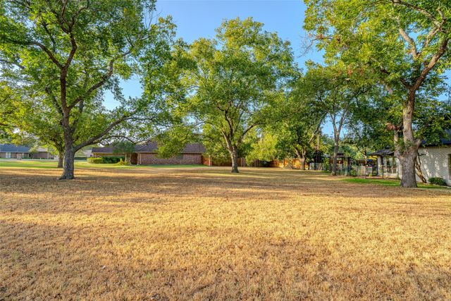 6209 Joseph Drive, Granbury, TX 76049