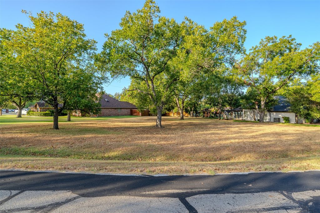 6209 Joseph Drive, Granbury, TX 76049 — photo 2