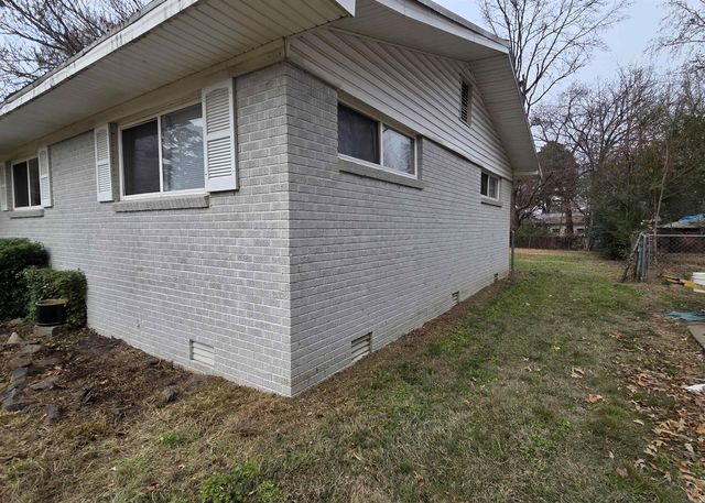 108 Cloverdale, Searcy, AR 72143