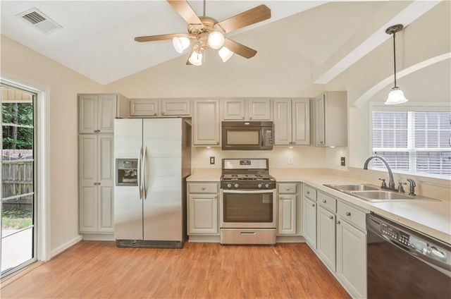 328 White Oak Way, Canton, GA 30114