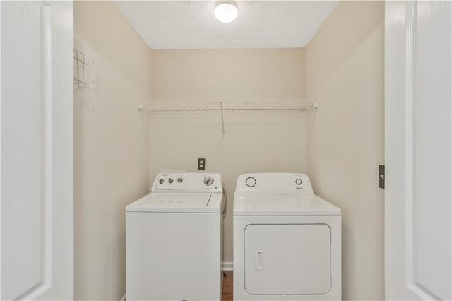 328 White Oak Way, Canton, GA 30114