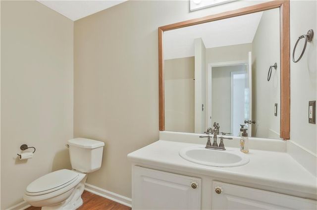 328 White Oak Way, Canton, GA 30114