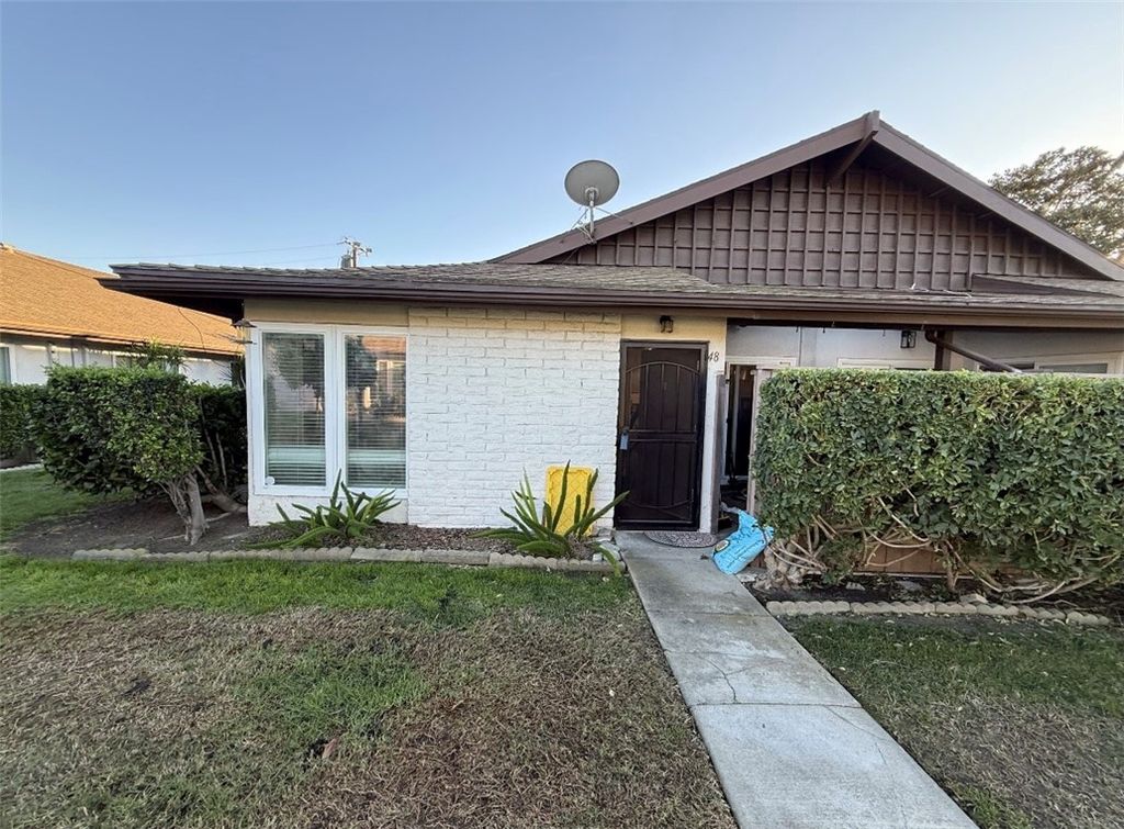 1800 E Heim 48, Orange, CA 92865