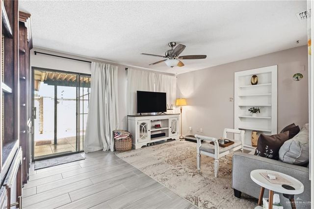 1918 Kennedy Street, Mission, TX 78572