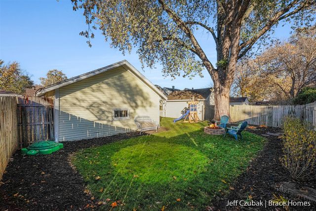 612 Deming Street, Grand Rapids, MI 49507