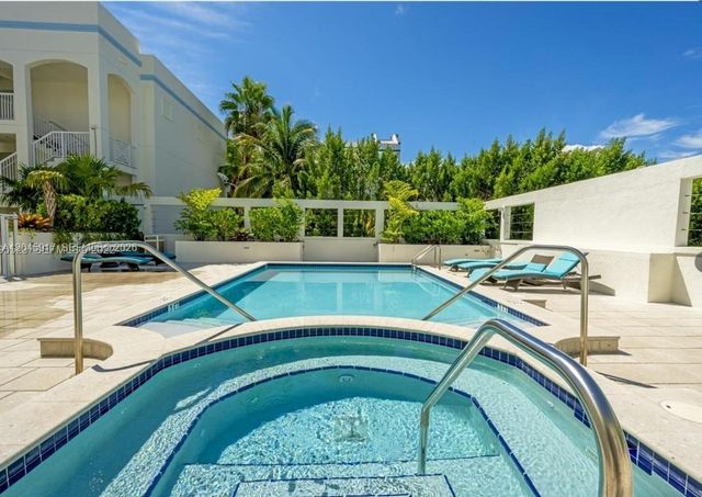 9172 Collins Avenue 218, Surfside, FL 33154