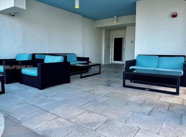 9172 Collins Avenue 218, Surfside, FL 33154