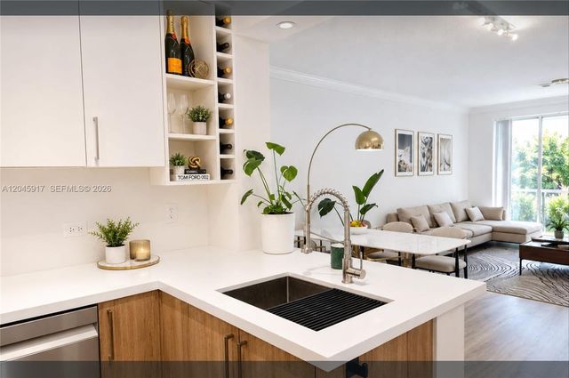 9172 Collins Avenue 218, Surfside, FL 33154
