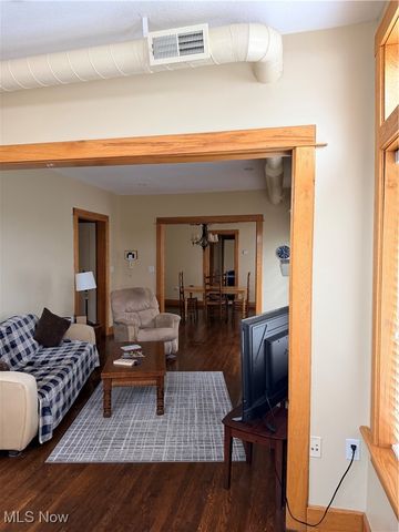 11433 Ashbury Avenue 12, Cleveland, OH 44106